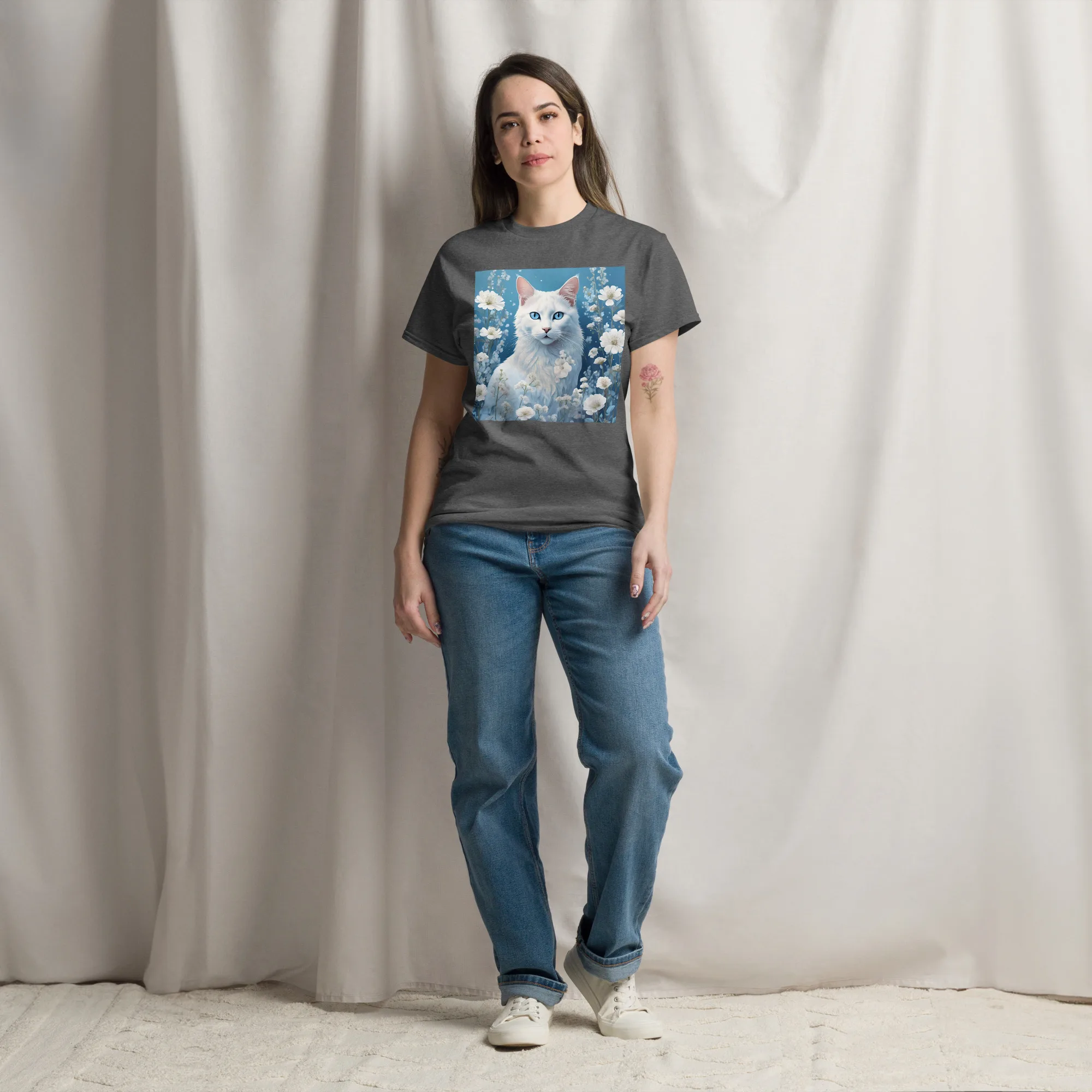 T-Shirt "Weißes Kätzchen" 6 T-Shirt "Weißes Kätzchen" – Bild 6