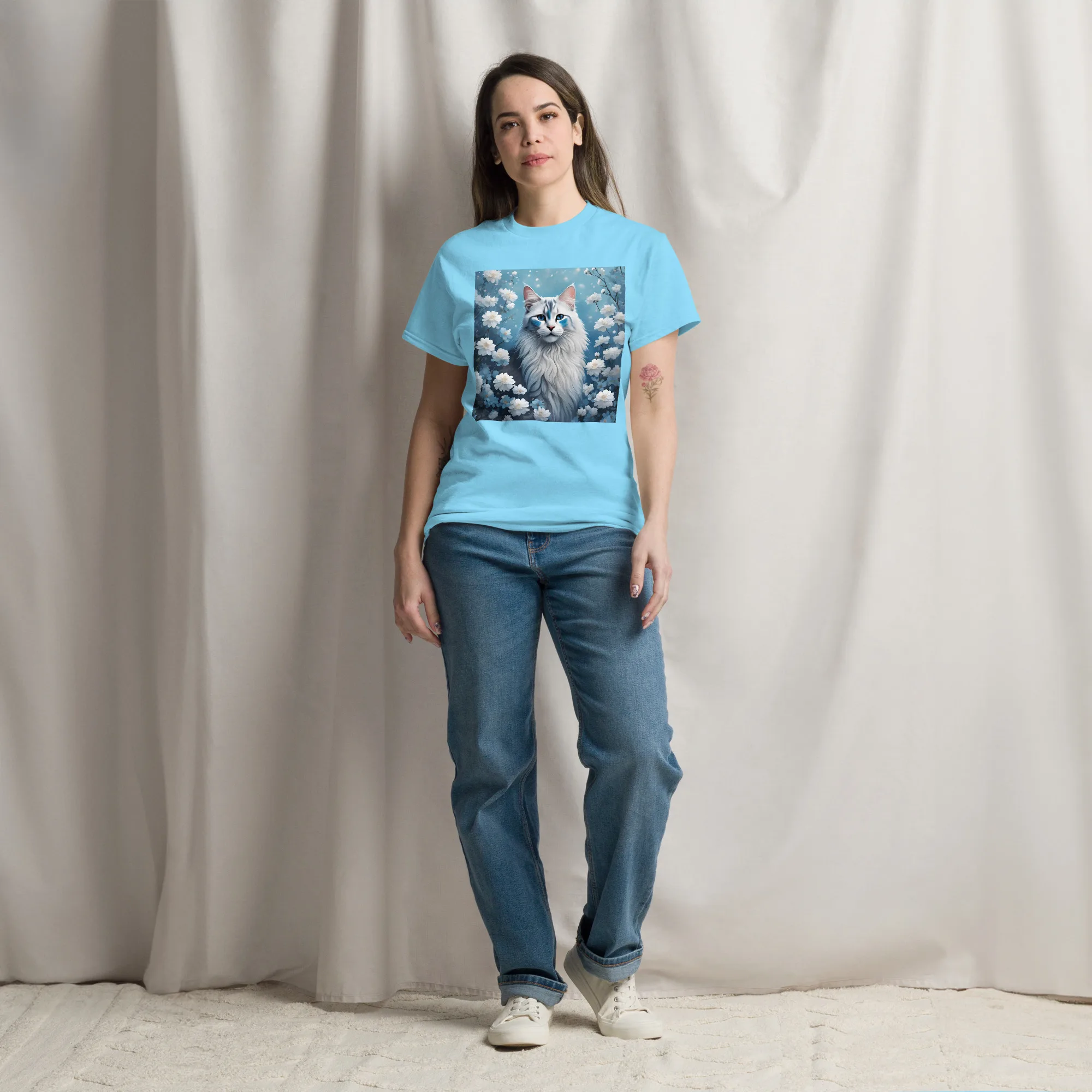 T-Shirt "Weiße Katze mit Blumen" 14 T-Shirt "Weiße Katze mit Blumen" – Bild 14